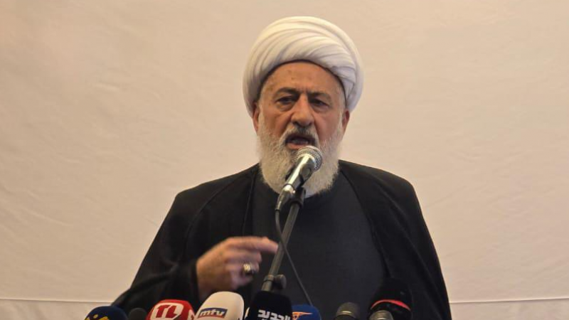 العلامة الخطيب دعا الى وقف تقديم التنازلات المجانية 